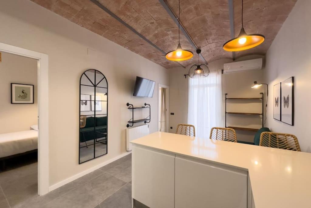 Bebarceloner Sants Apartments - 2 Bedrooms Εξωτερικό φωτογραφία