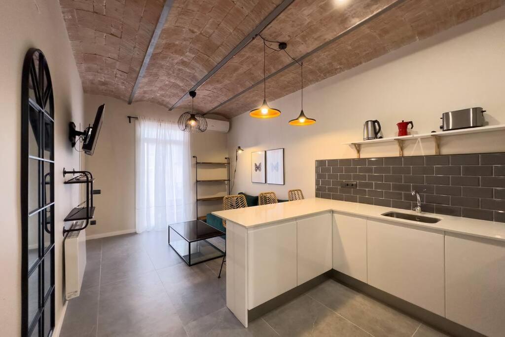Bebarceloner Sants Apartments - 2 Bedrooms Εξωτερικό φωτογραφία