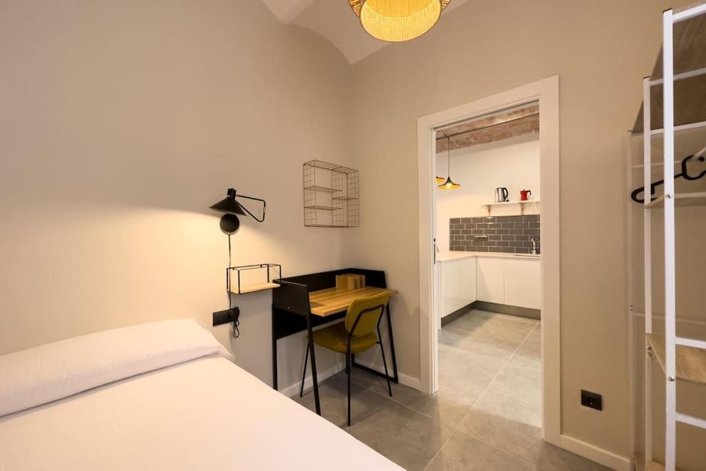 Bebarceloner Sants Apartments - 2 Bedrooms Εξωτερικό φωτογραφία