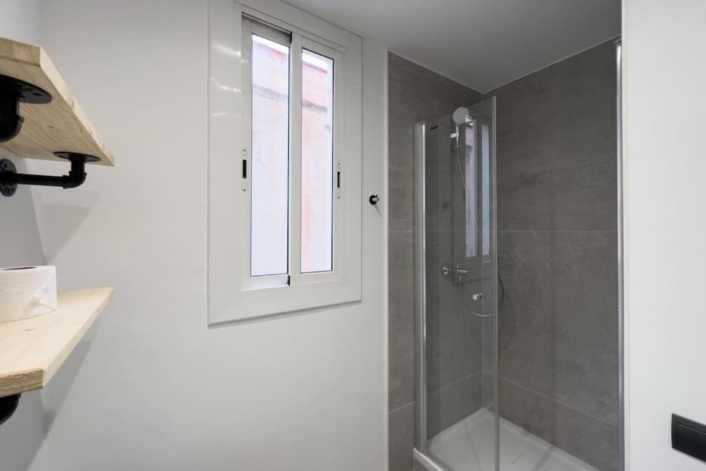 Bebarceloner Sants Apartments - 2 Bedrooms Εξωτερικό φωτογραφία