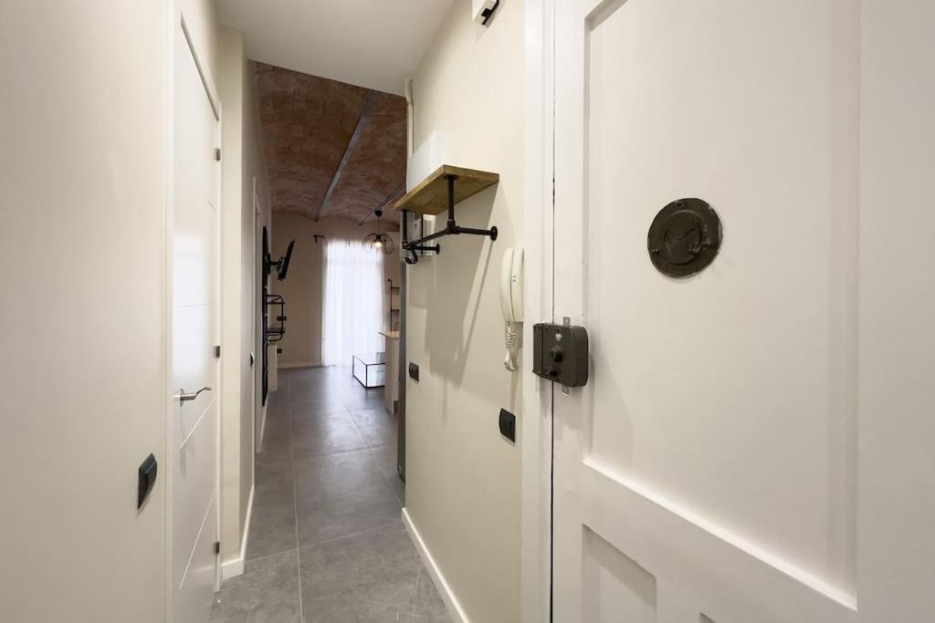 Bebarceloner Sants Apartments - 2 Bedrooms Εξωτερικό φωτογραφία