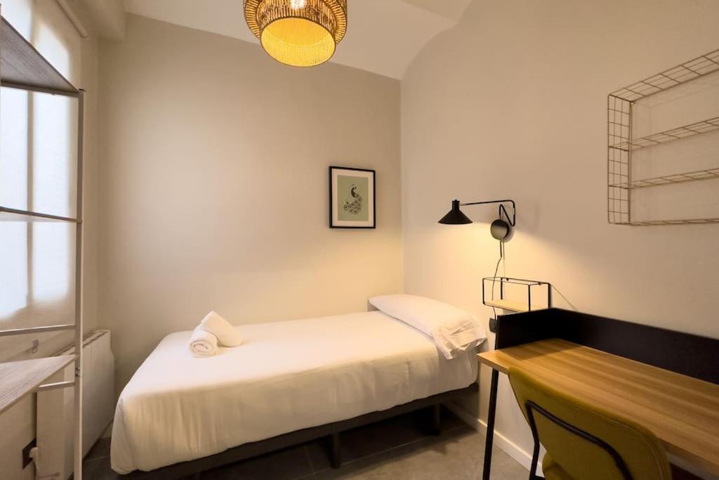 Bebarceloner Sants Apartments - 2 Bedrooms Εξωτερικό φωτογραφία